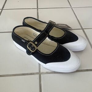 Vans women’s  Black and White Shoes Maryjane’s flat sneakers